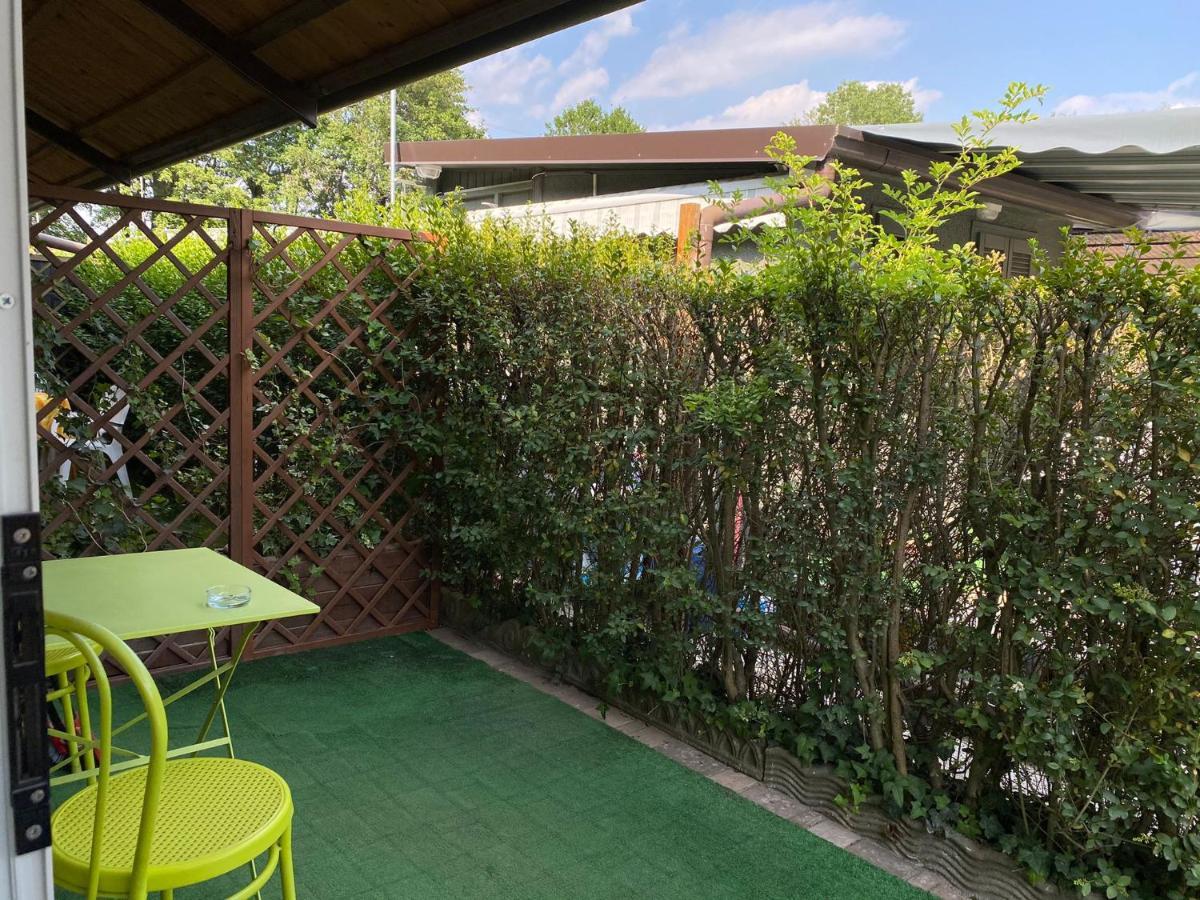 Camping Montorfano ภายนอก รูปภาพ