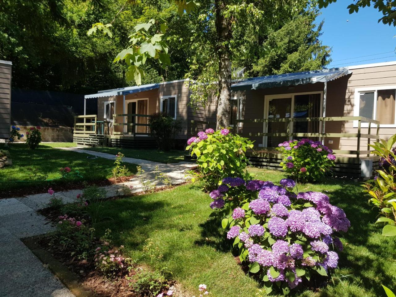 Camping Montorfano ภายนอก รูปภาพ